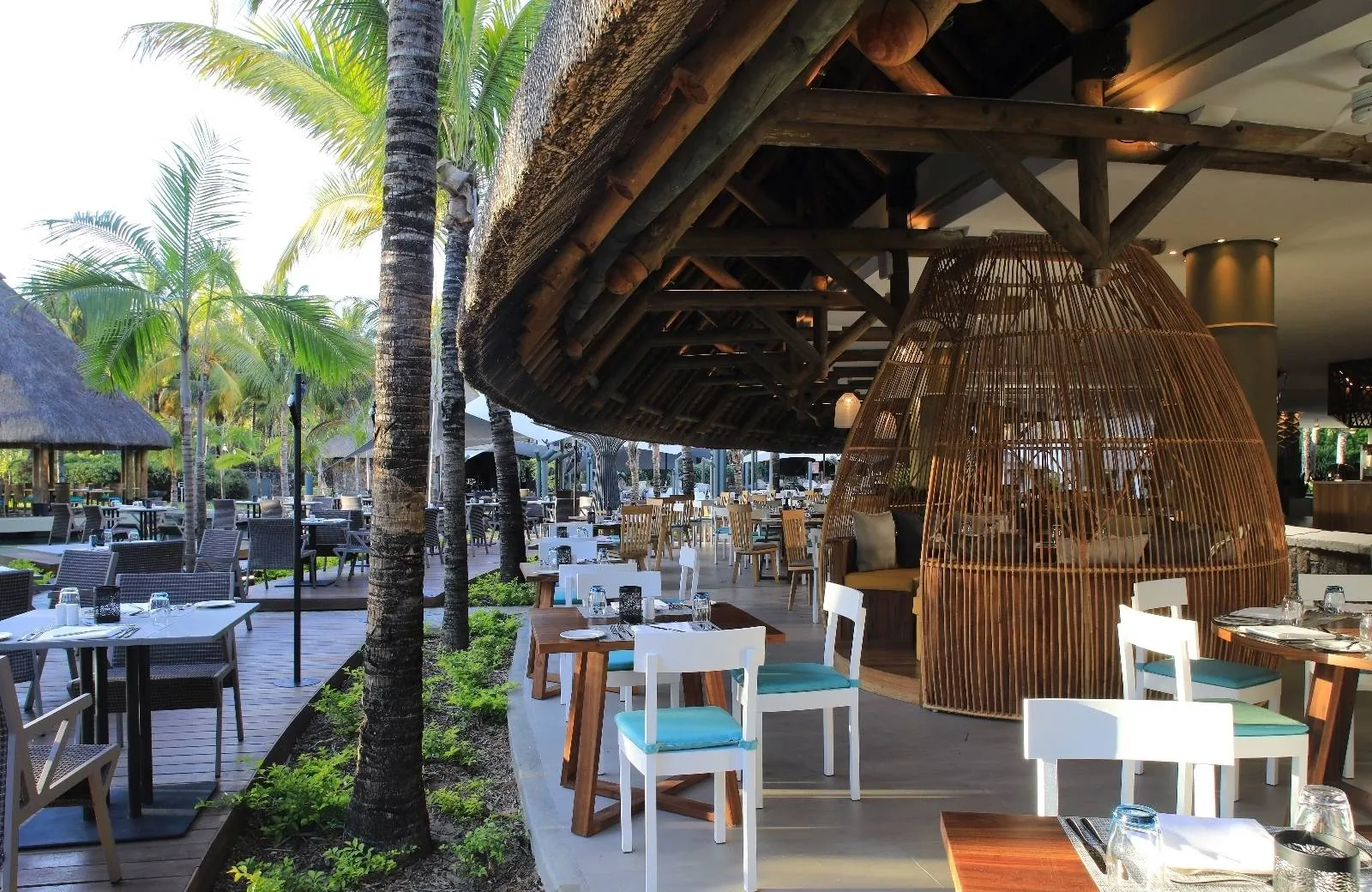 La Pirogue, A Sunlife Resort 4*