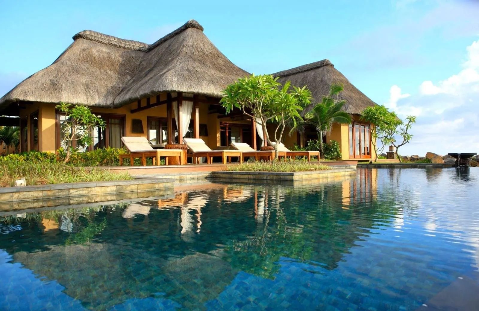 Shanti Maurice Resort & Spa 5*