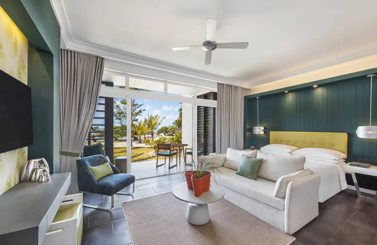 Long Beach, A Sunlife Resort 5*