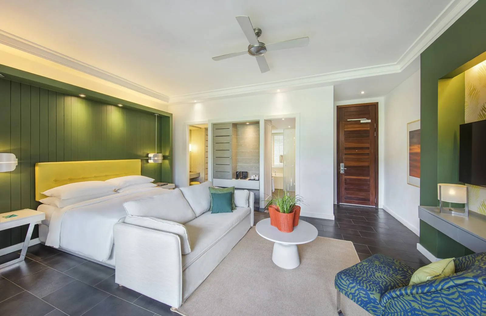 Long Beach, A Sunlife Resort 5*