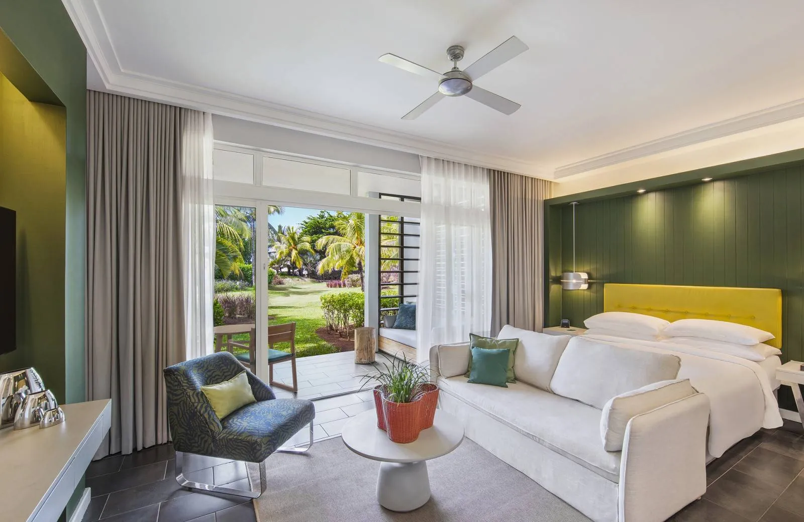 Long Beach, A Sunlife Resort 5*