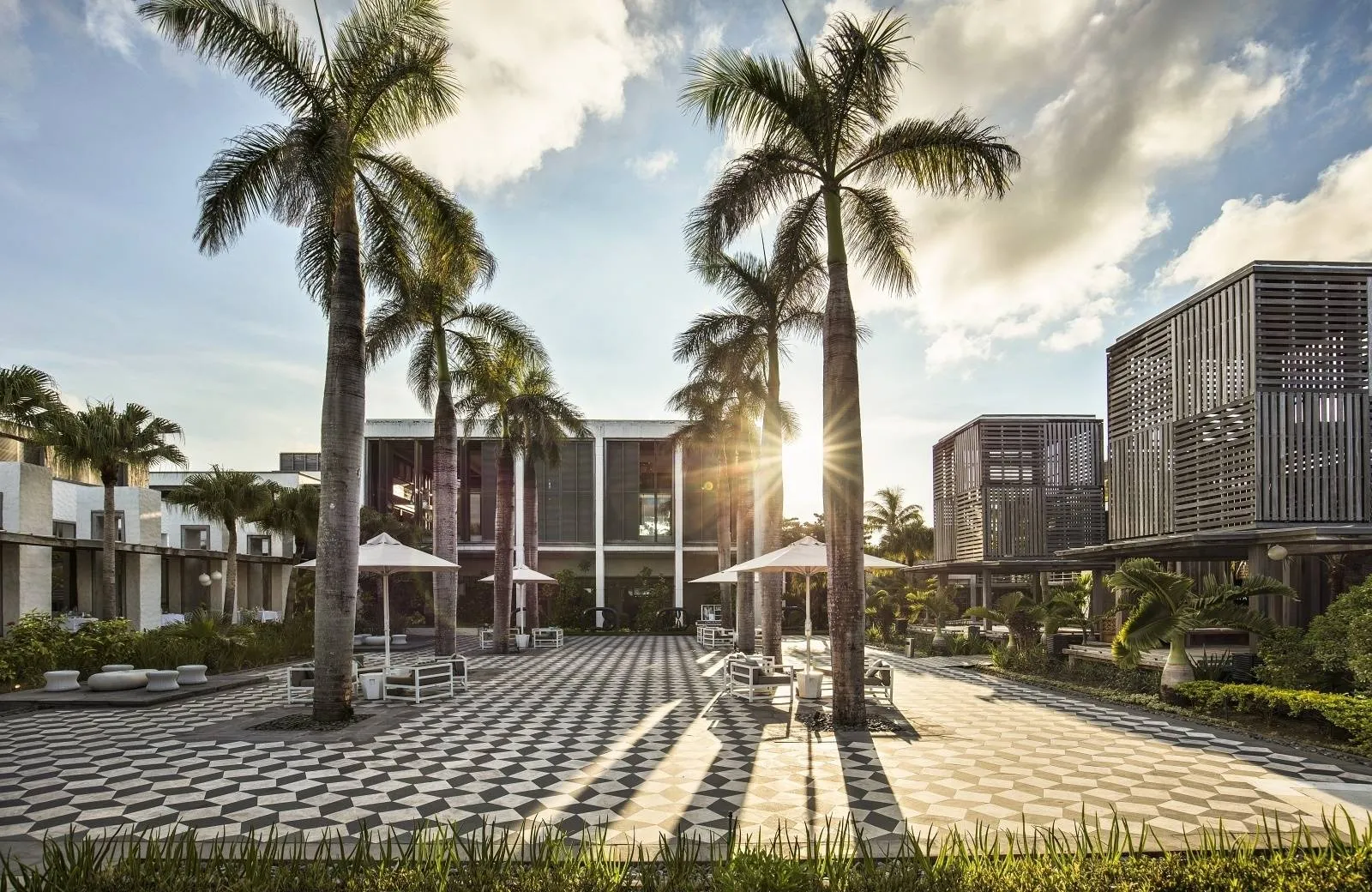 Long Beach, A Sunlife Resort 5*