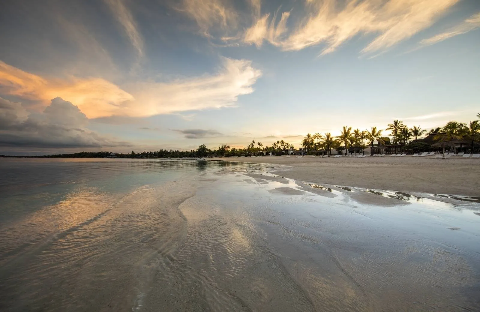 Long Beach, A Sunlife Resort 5*