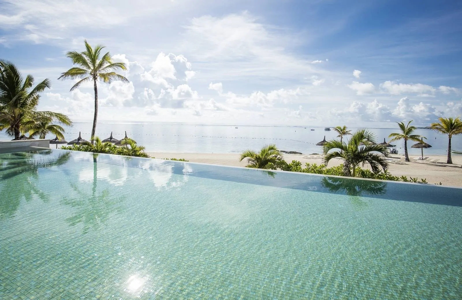 Long Beach, A Sunlife Resort 5*