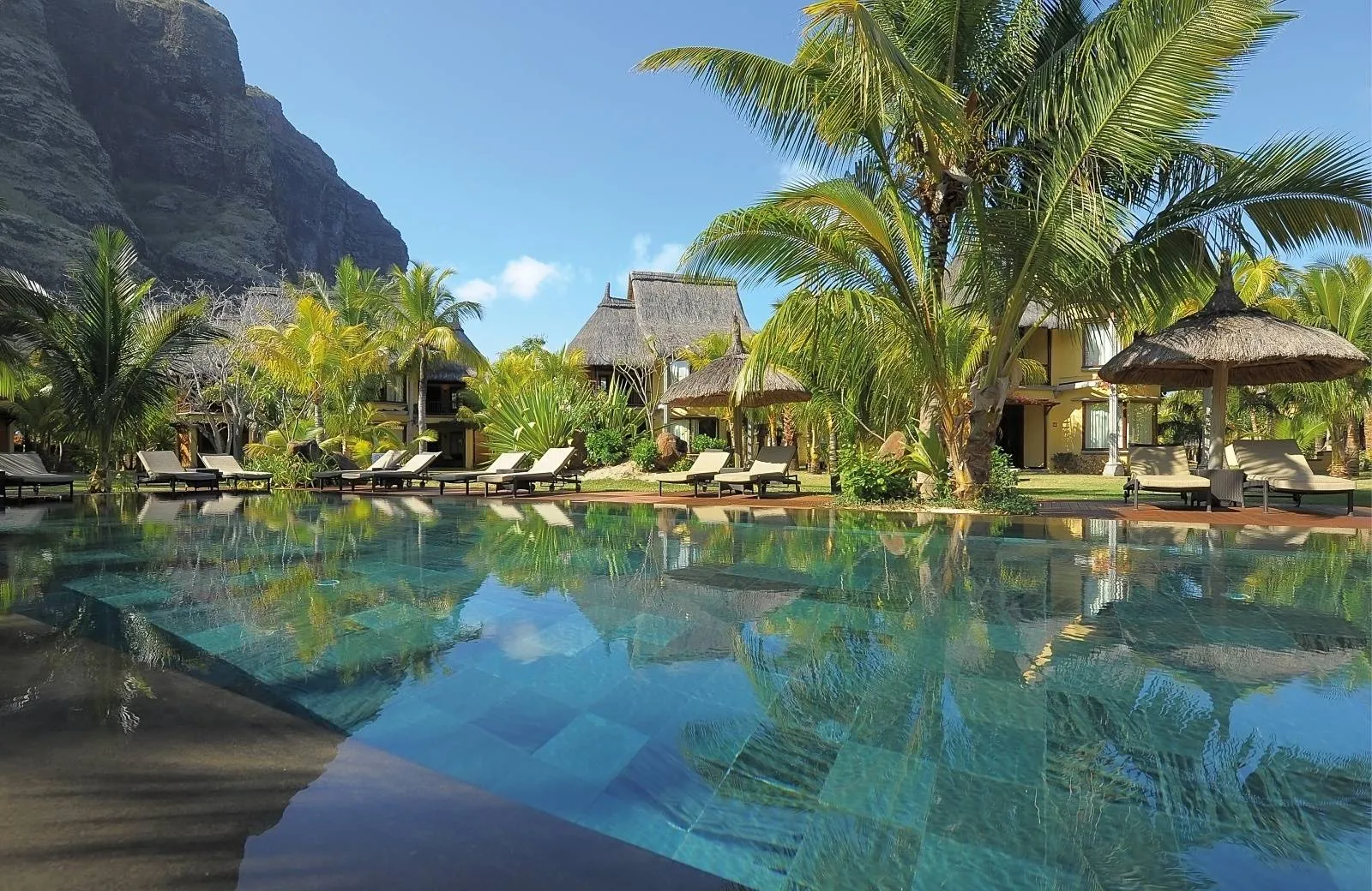 Dinarobin Beachcomber Golf Resort & Spa 5*