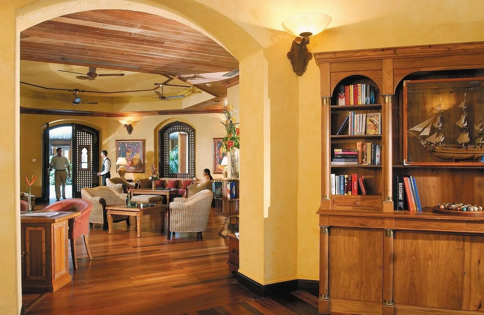 Dinarobin Beachcomber Golf Resort & Spa 5*