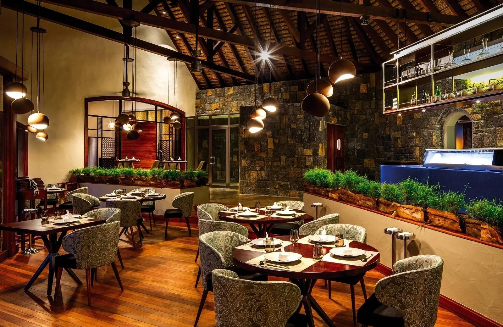 Dinarobin Beachcomber Golf Resort & Spa 5*