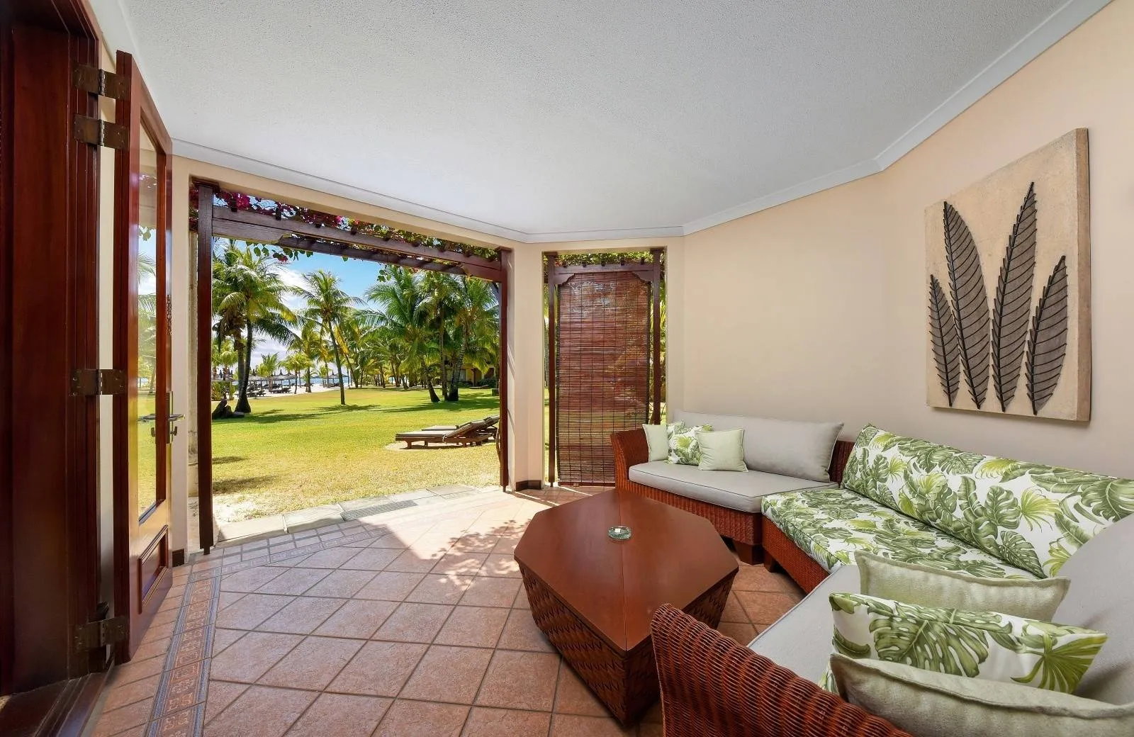 Dinarobin Beachcomber Golf Resort & Spa 5*