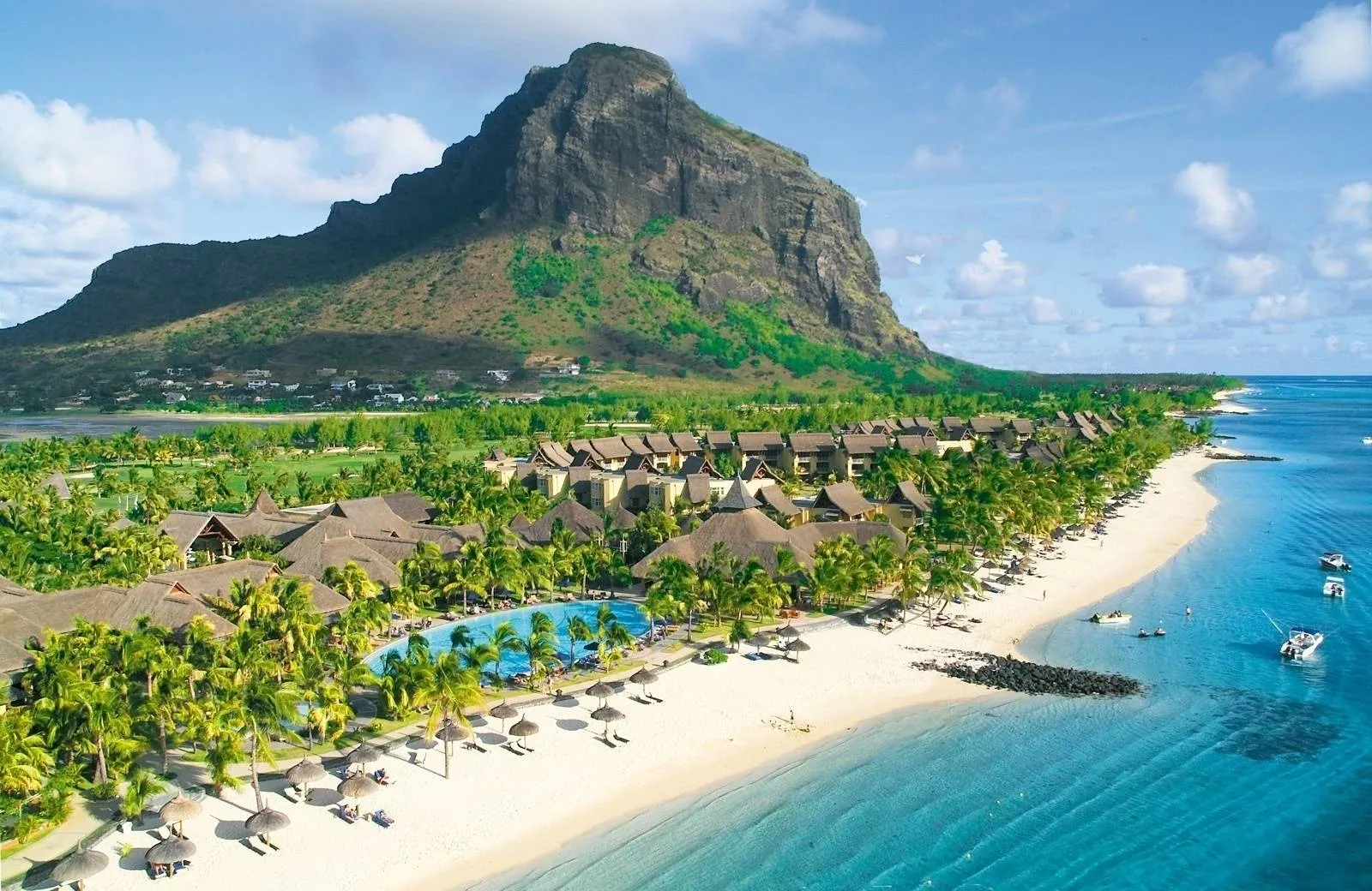 Plážový hotel Paradis Beachcomber Golf Resort & Spa, Mauricius