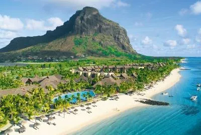 Paradis Beachcomber Golf Resort & Spa 5*