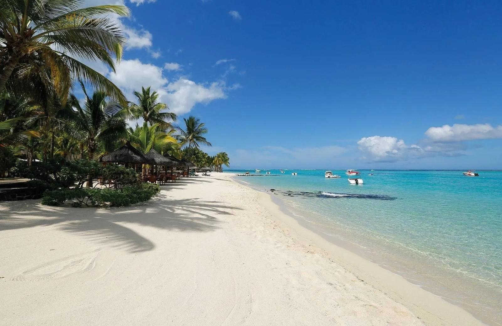 Paradis Beachcomber Golf Resort & Spa 5*