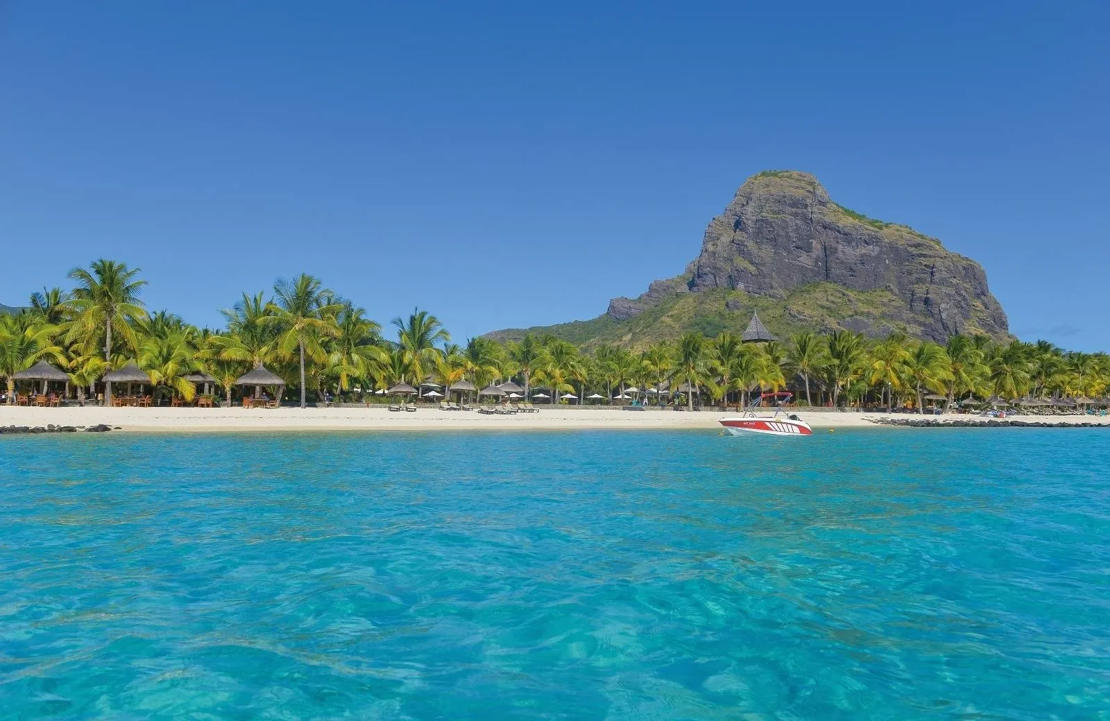 Paradis Beachcomber Golf Resort & Spa 5*