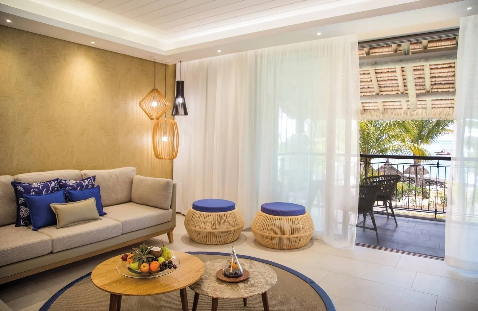 Paradis Beachcomber Golf Resort & Spa 5*