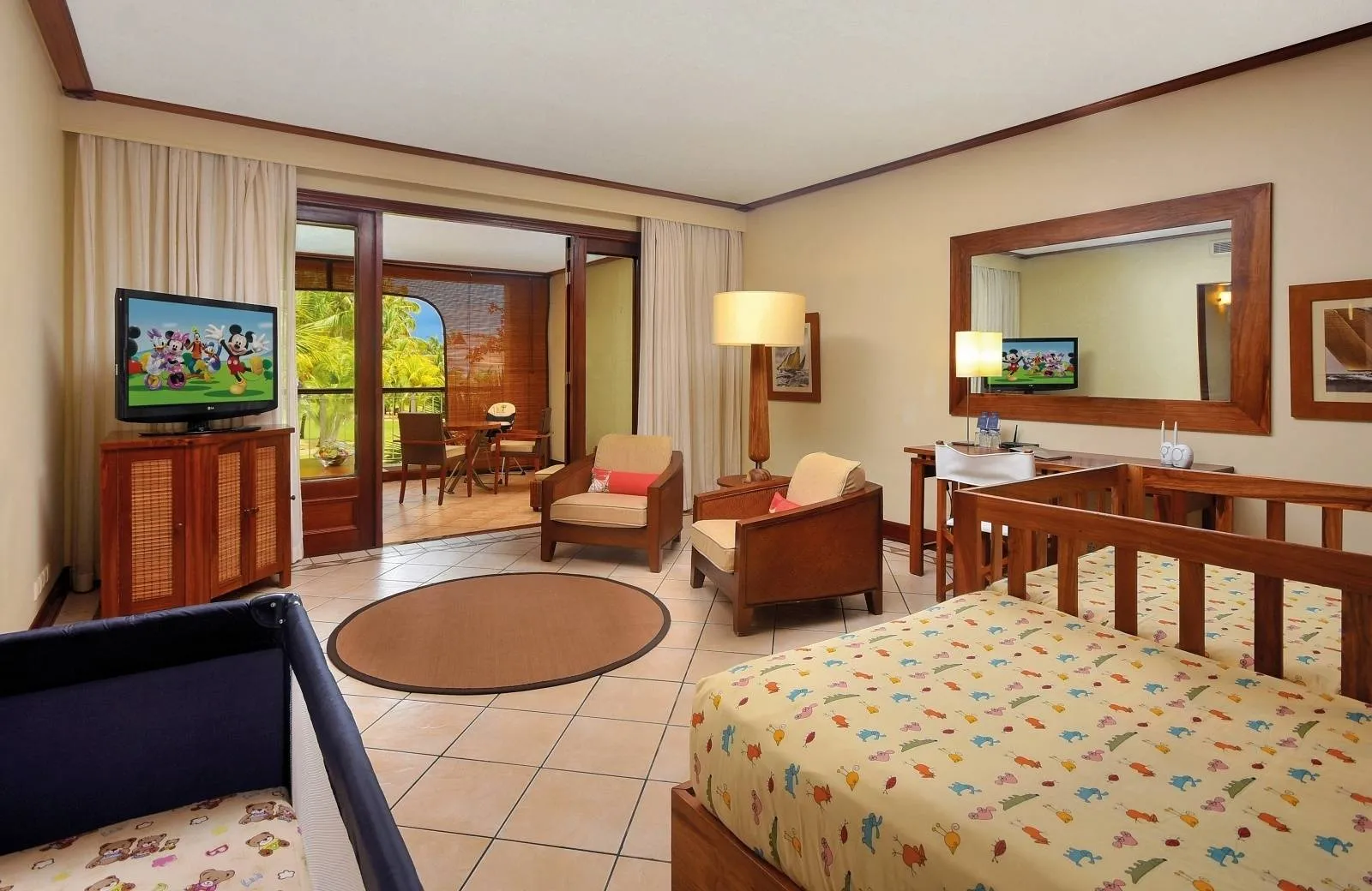 Paradis Beachcomber Golf Resort & Spa 5*