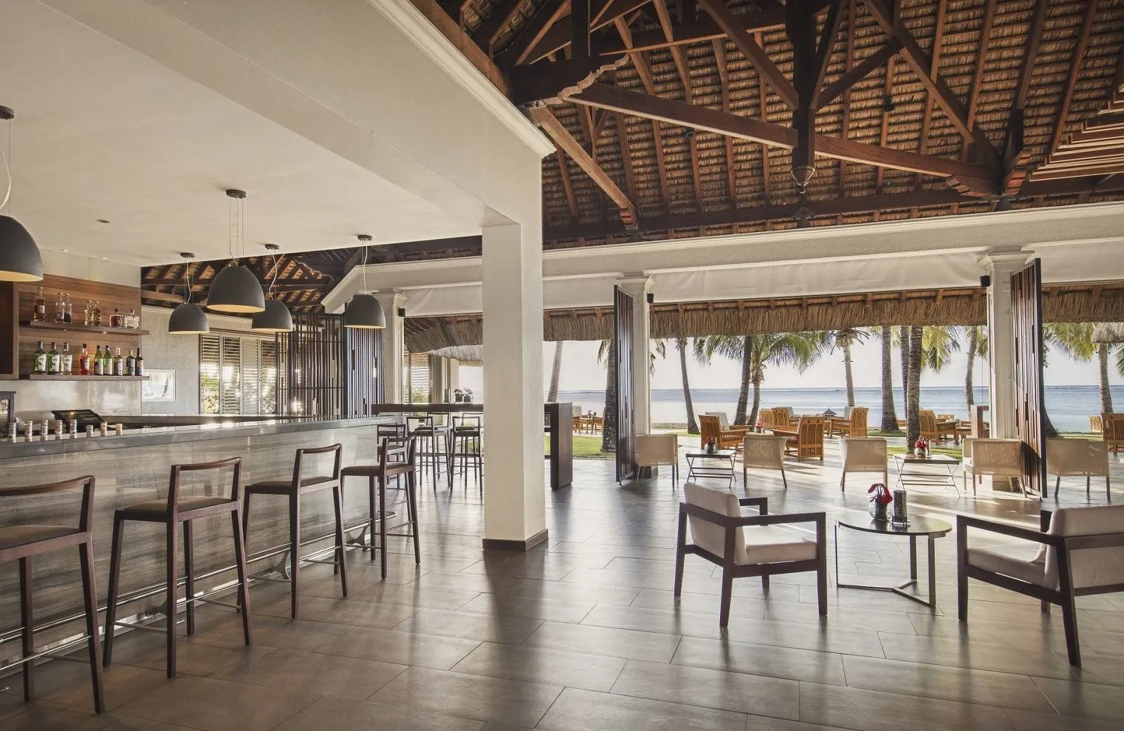 Paradis Beachcomber Golf Resort & Spa 5*