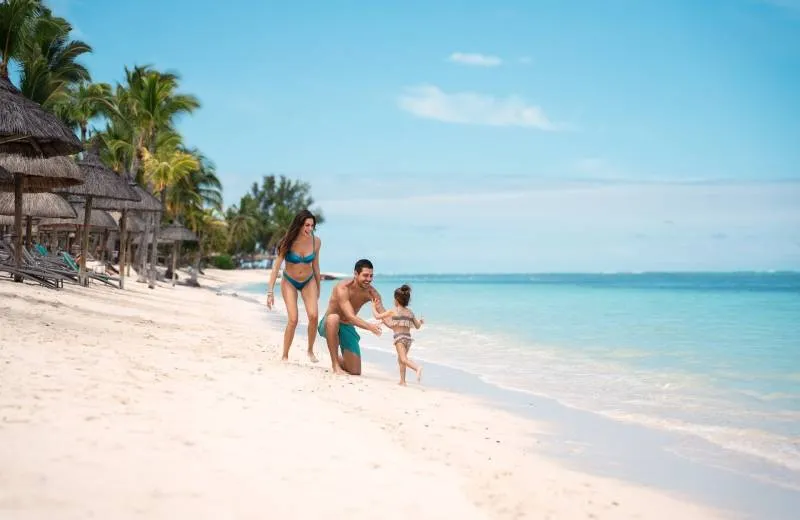 Paradis Beachcomber Golf Resort & Spa 5*