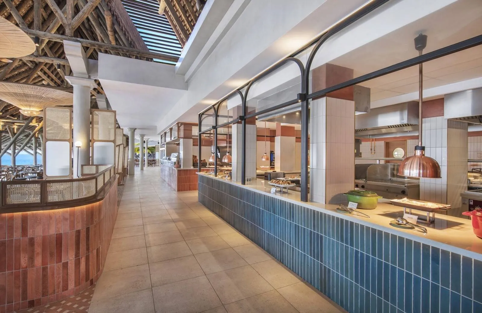 Paradis Beachcomber Golf Resort & Spa 5*