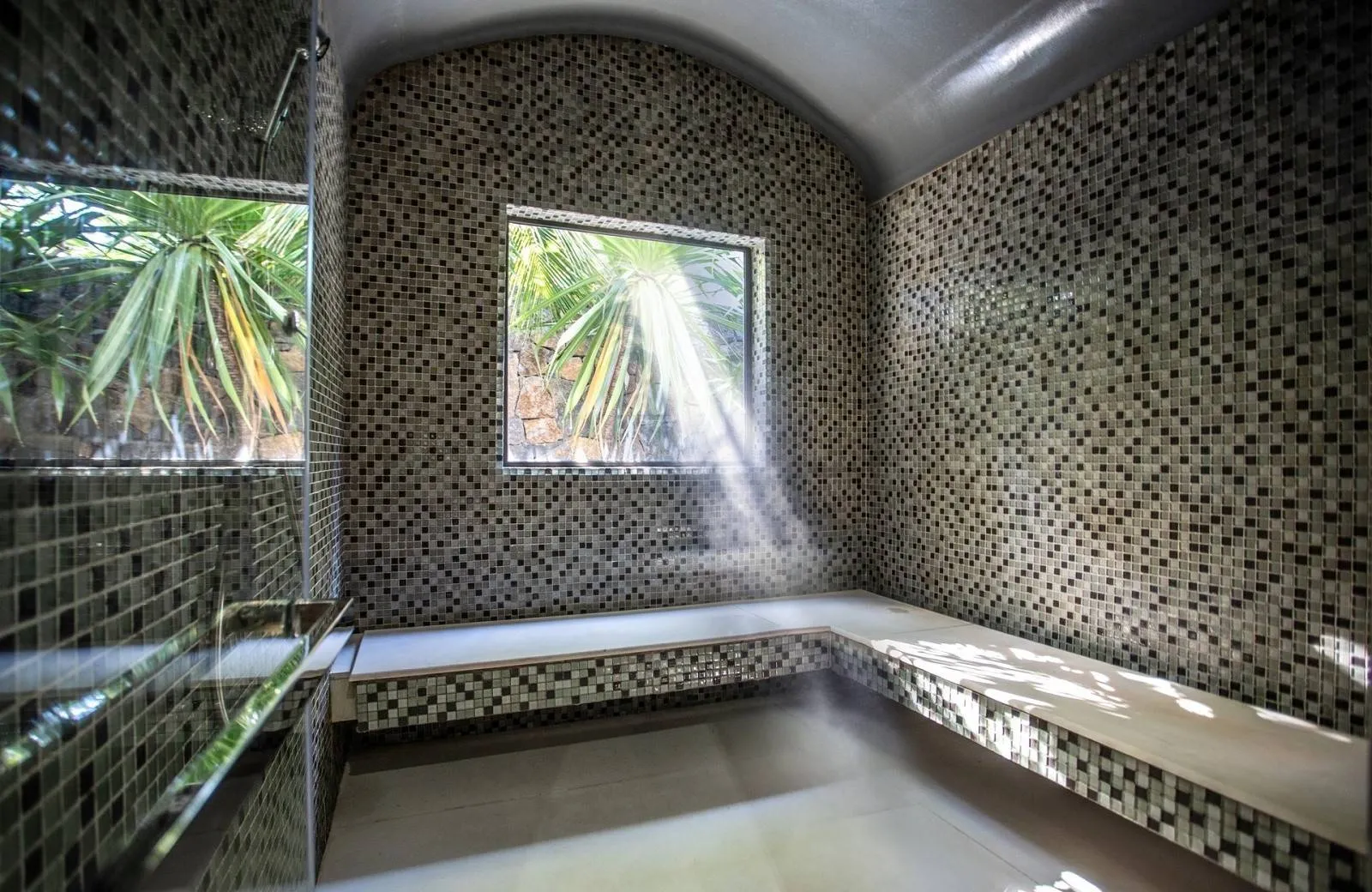 Paradis Beachcomber Golf Resort & Spa 5*