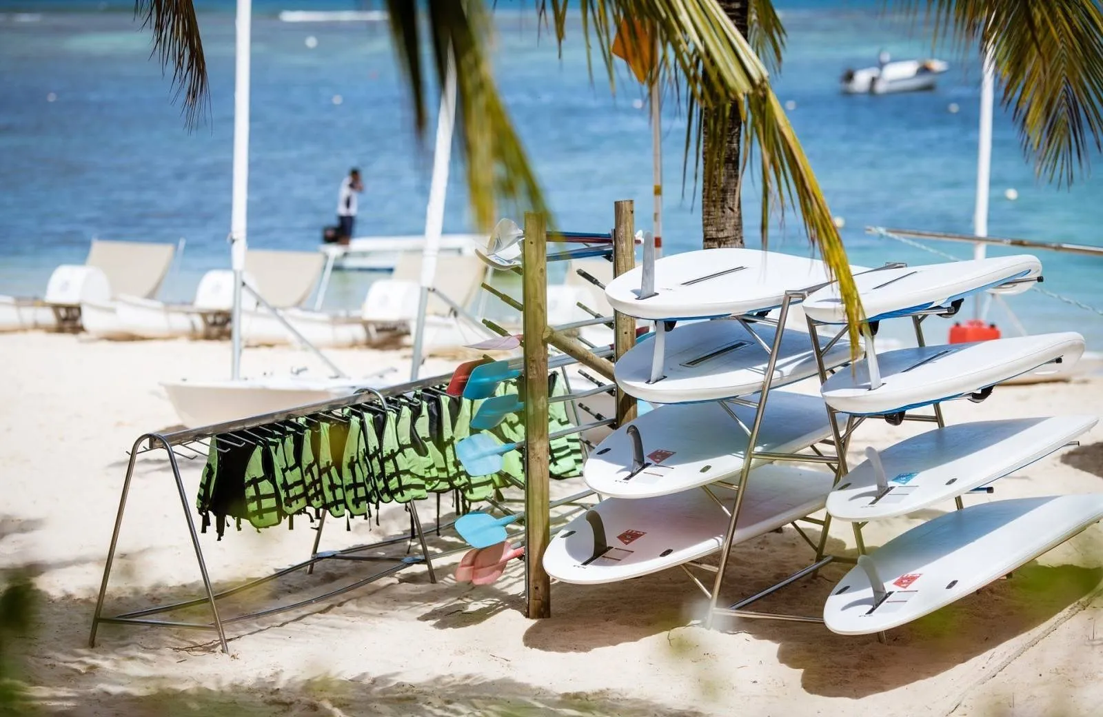 Victoria Beachcomber Resort & Spa 4*