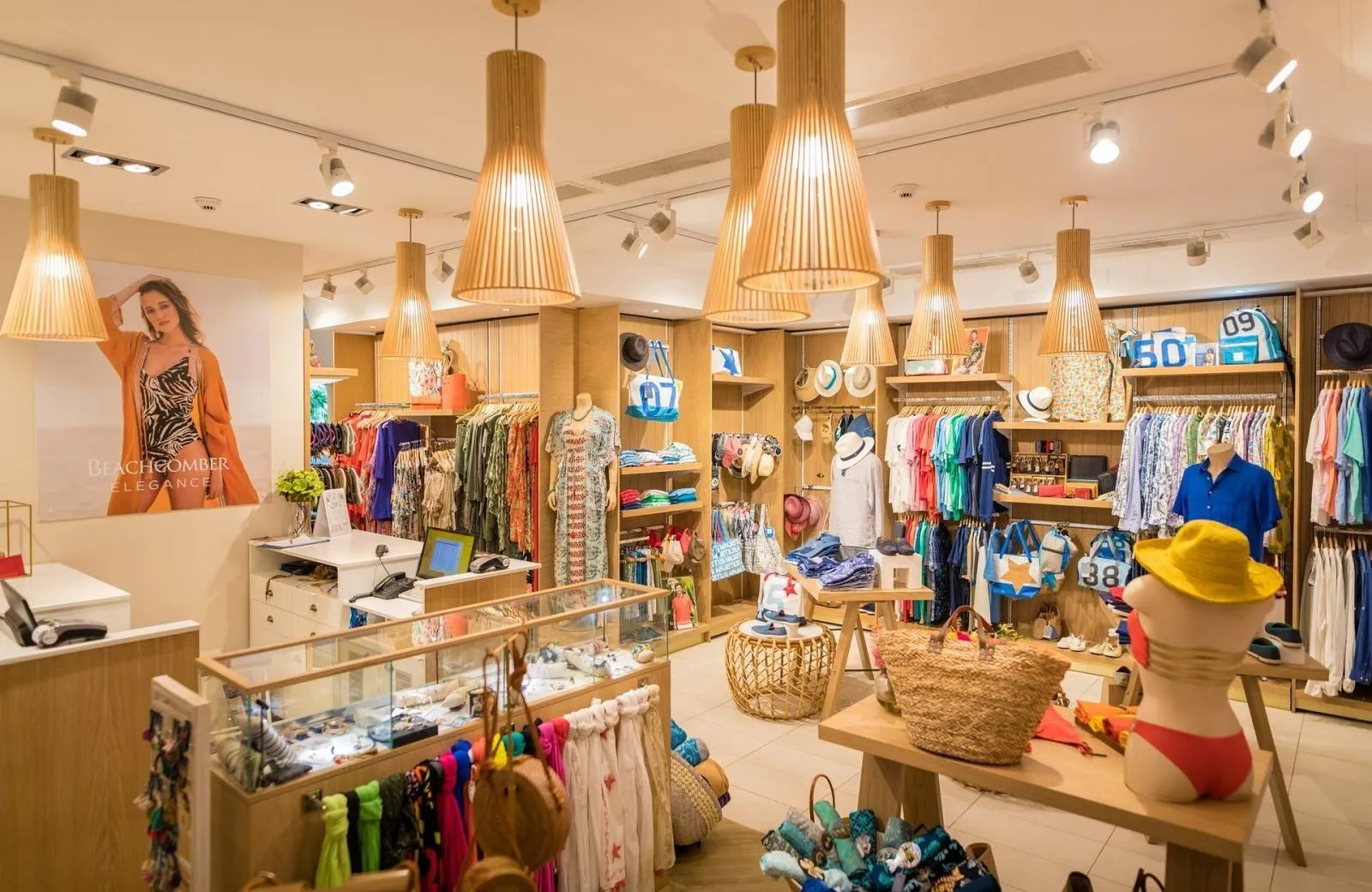 Victoria Beachcomber Resort & Spa 4*