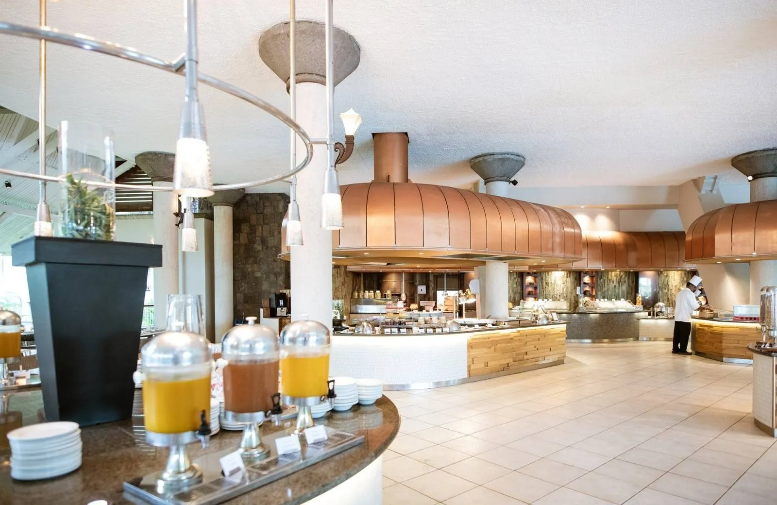 Victoria Beachcomber Resort & Spa 4*