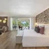 Victoria Beachcomber Resort & Spa 4*