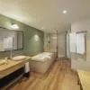Victoria Beachcomber Resort & Spa 4*