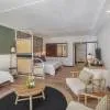 Victoria Beachcomber Resort & Spa 4*