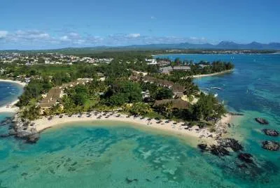 Canonnier Beachcomber Golf Resort & Spa 4*