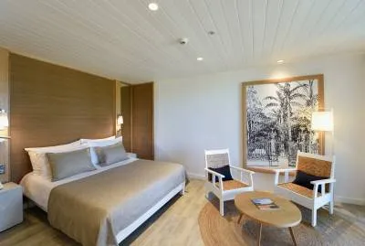 Canonnier Beachcomber Golf Resort & Spa 4*