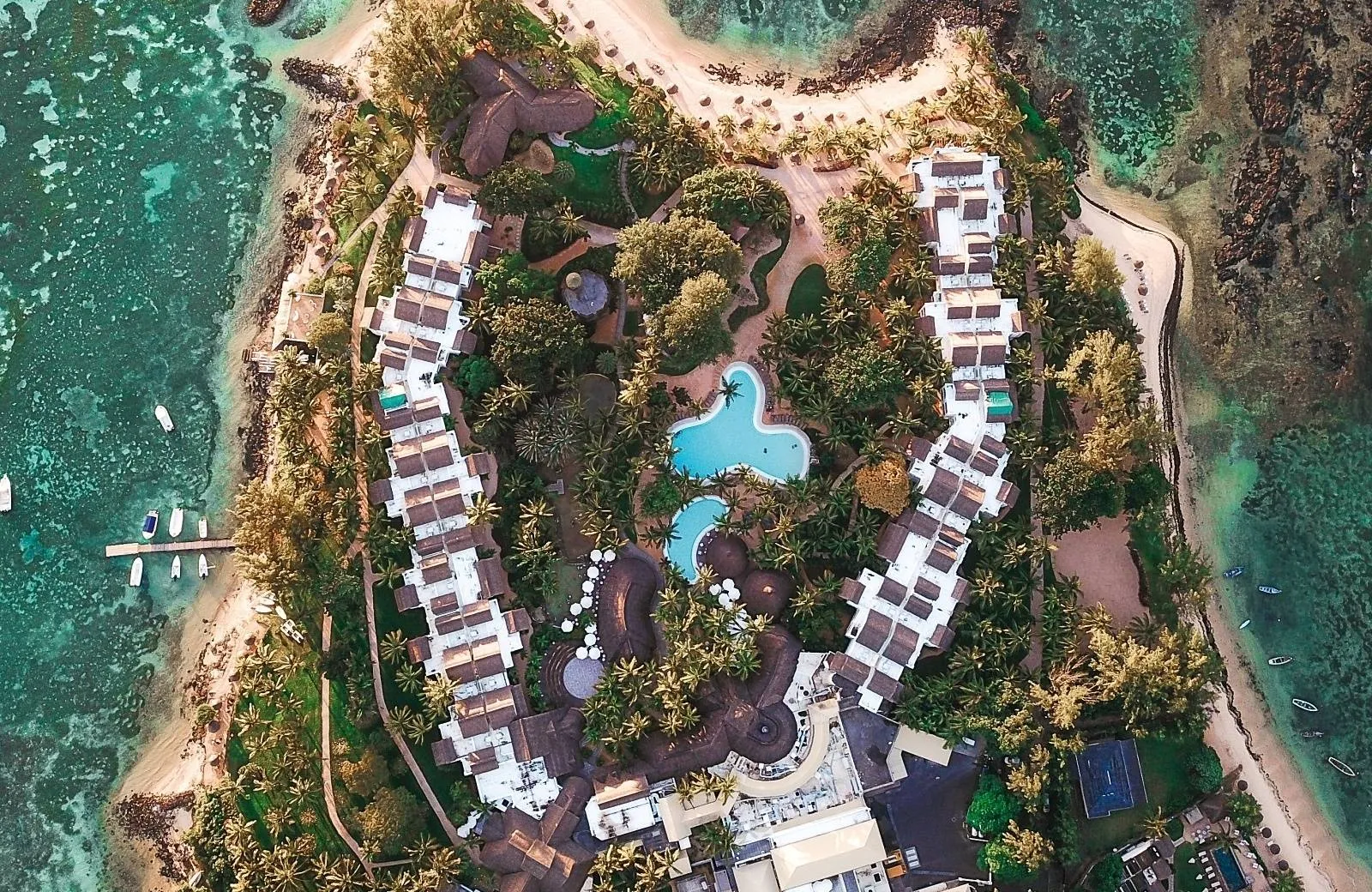 Canonnier Beachcomber Golf Resort & Spa 4*