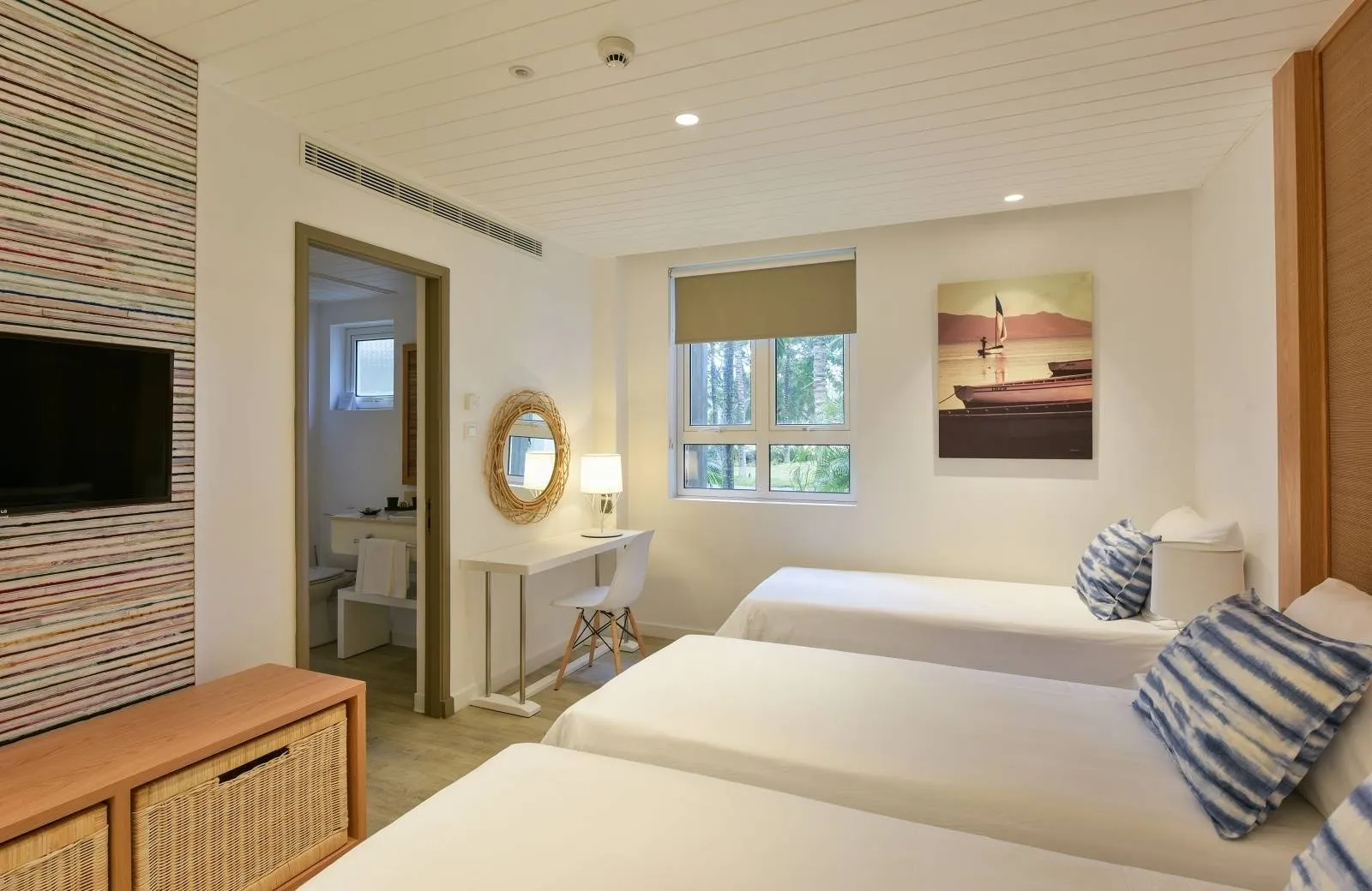 Canonnier Beachcomber Golf Resort & Spa 4*