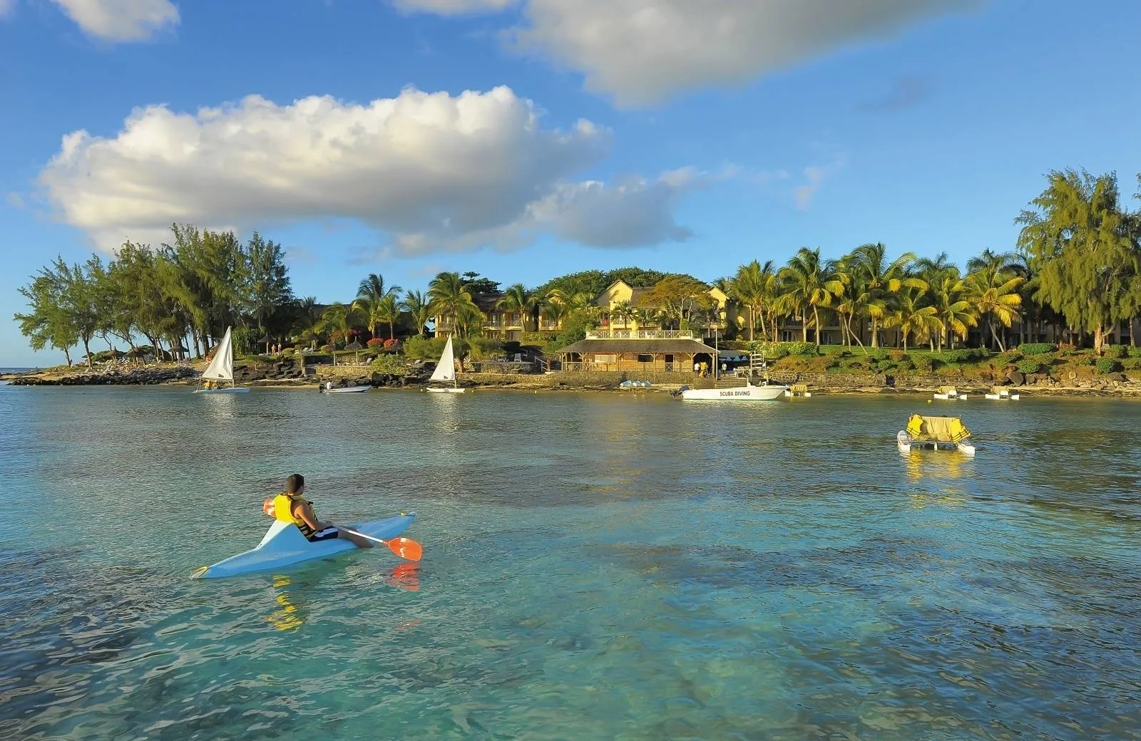 Canonnier Beachcomber Golf Resort & Spa 4*