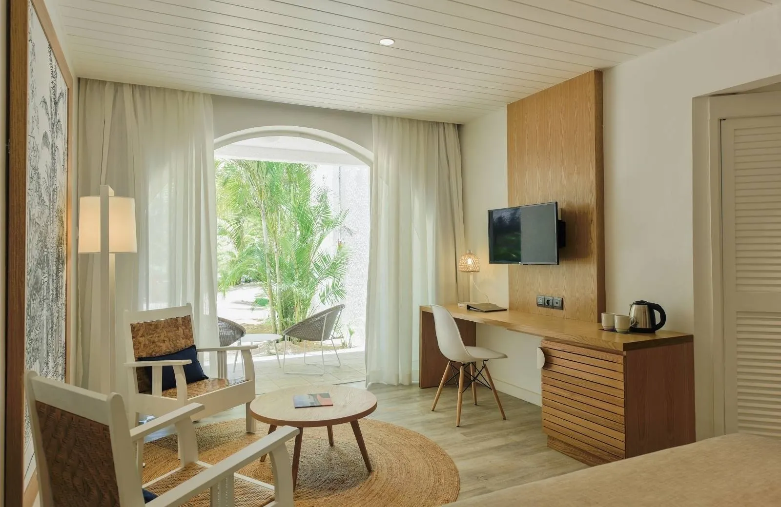 Canonnier Beachcomber Golf Resort & Spa 4*