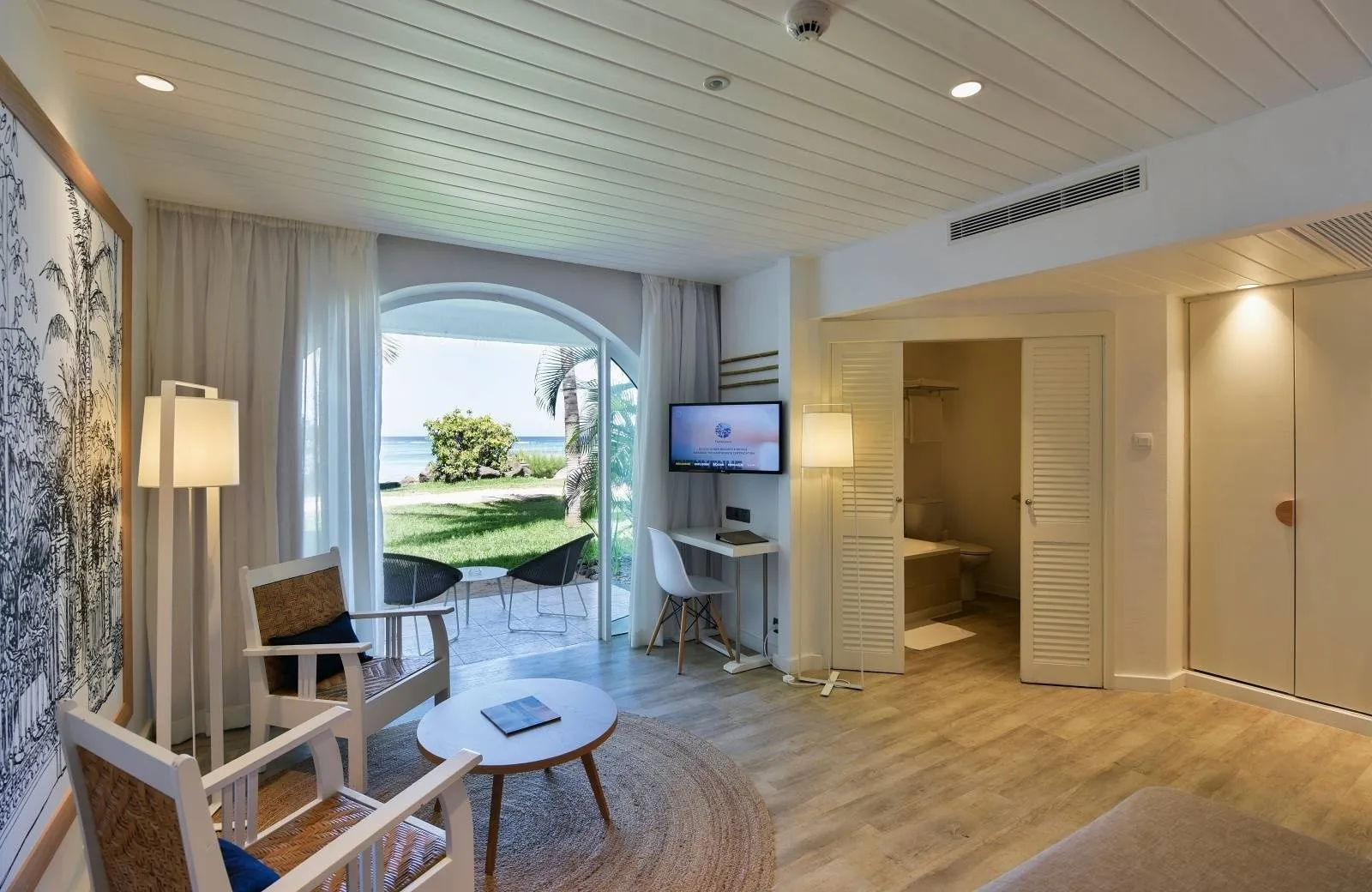 Canonnier Beachcomber Golf Resort & Spa 4*