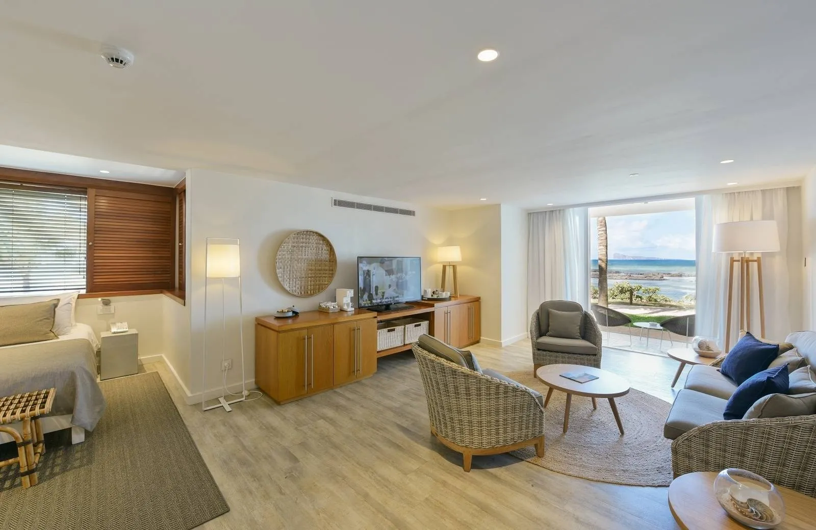 Canonnier Beachcomber Golf Resort & Spa 4*