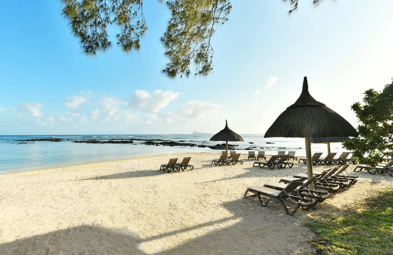 Canonnier Beachcomber Golf Resort & Spa 4*