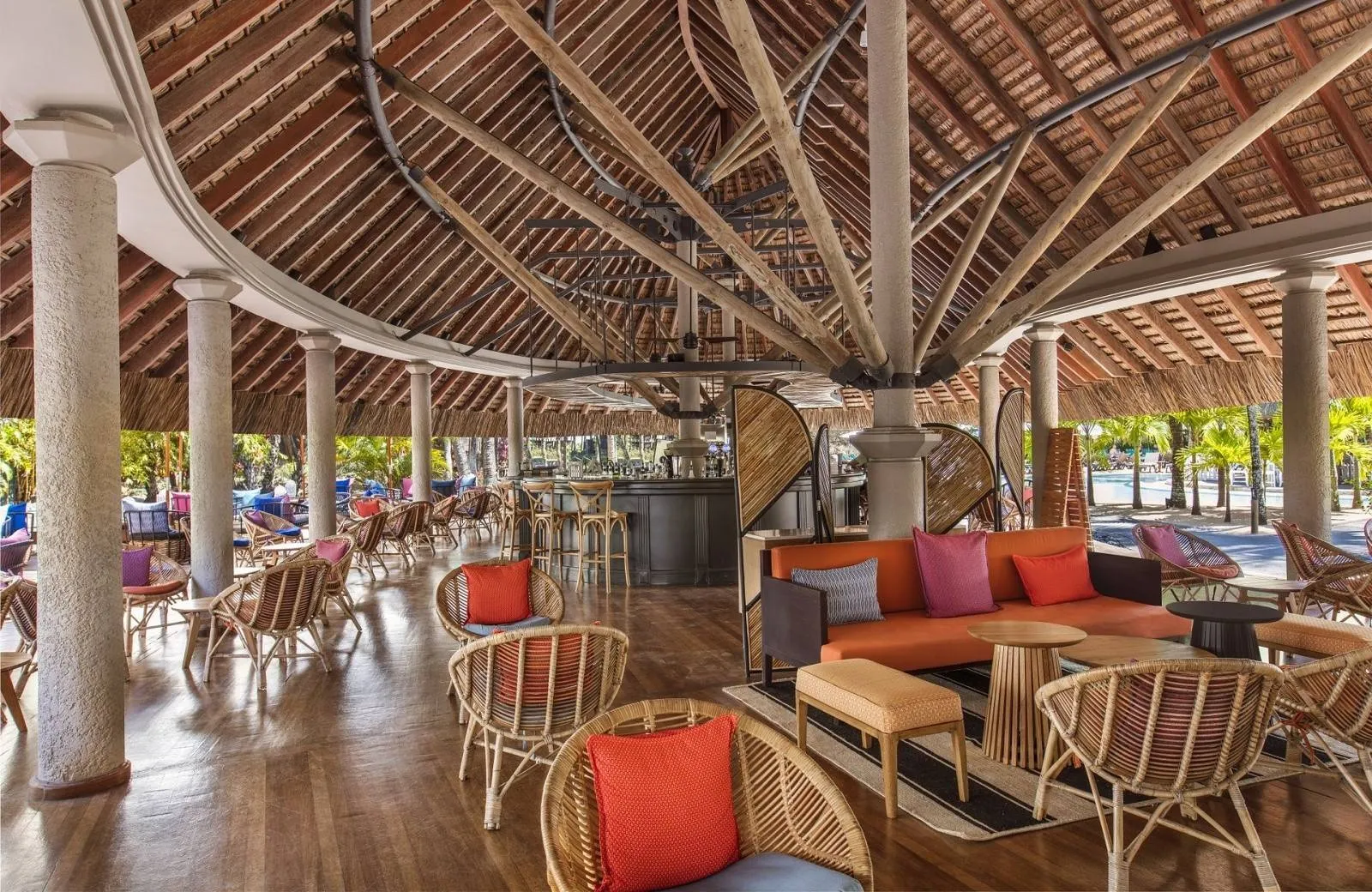 Canonnier Beachcomber Golf Resort & Spa 4*