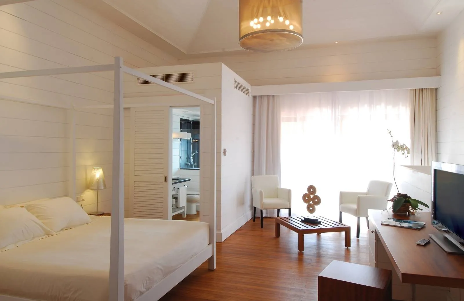 Mauricia Beachcomber Resort & Spa 4*