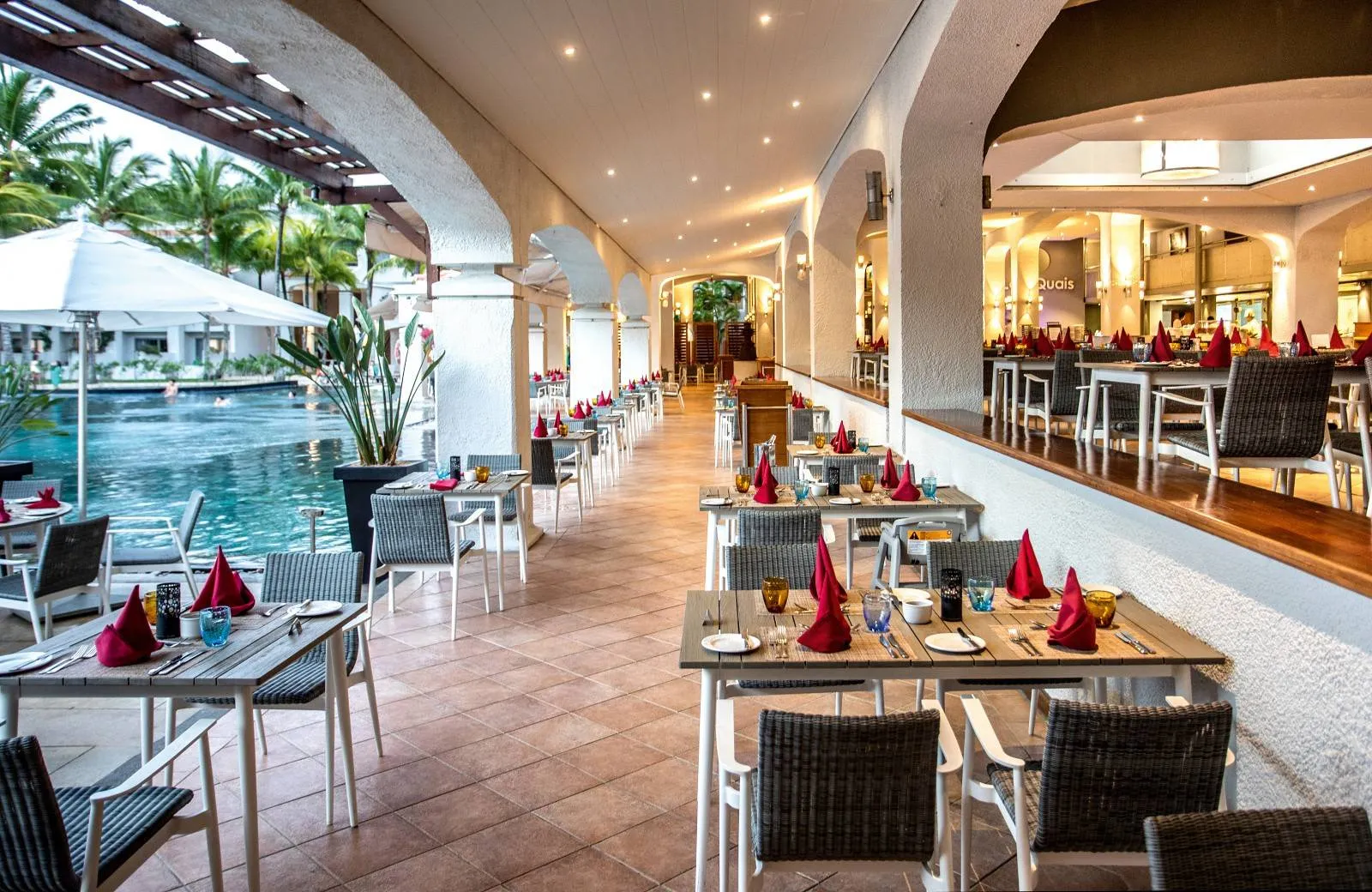 Mauricia Beachcomber Resort & Spa 4*