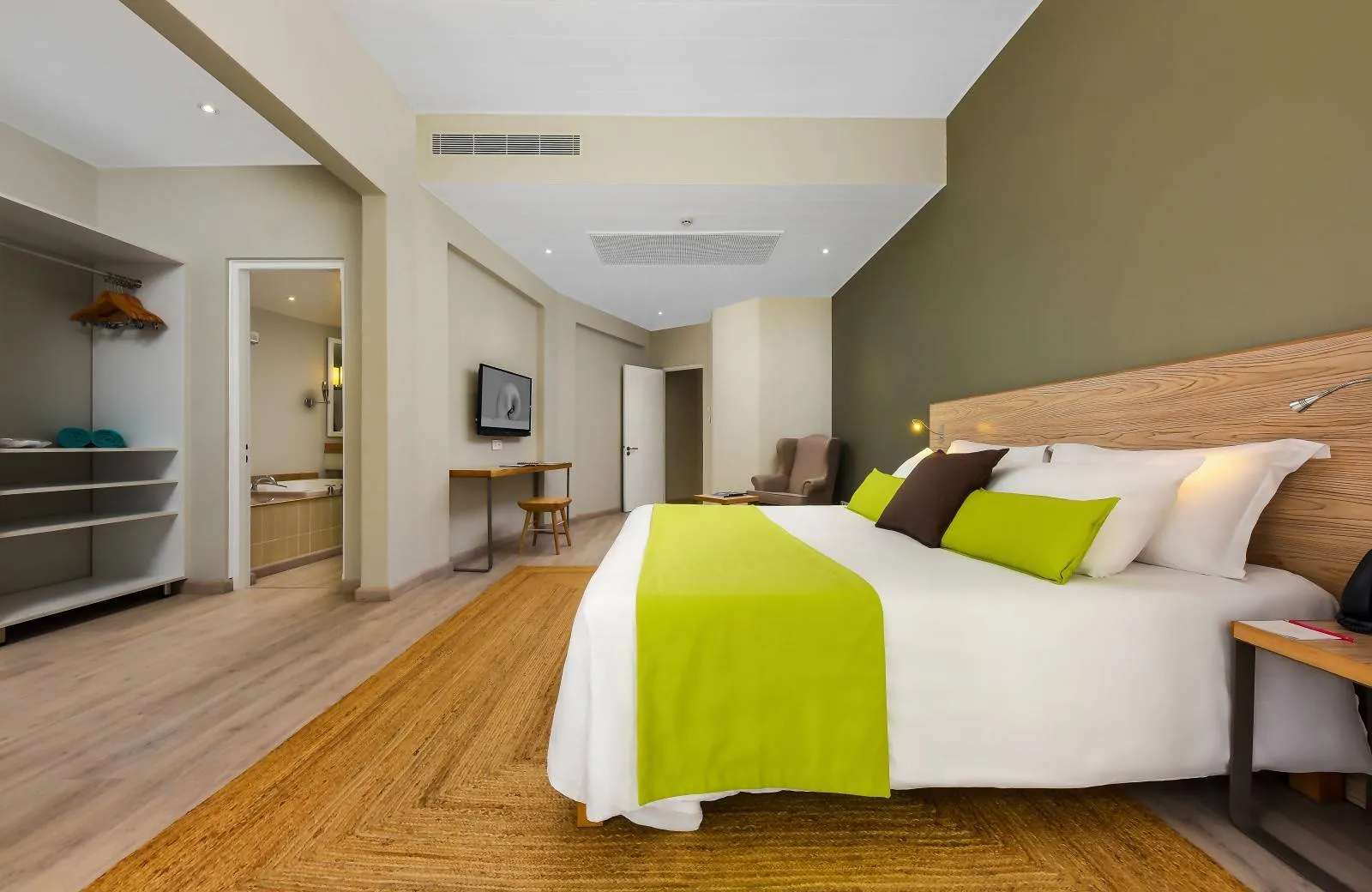 Mauricia Beachcomber Resort & Spa 4*