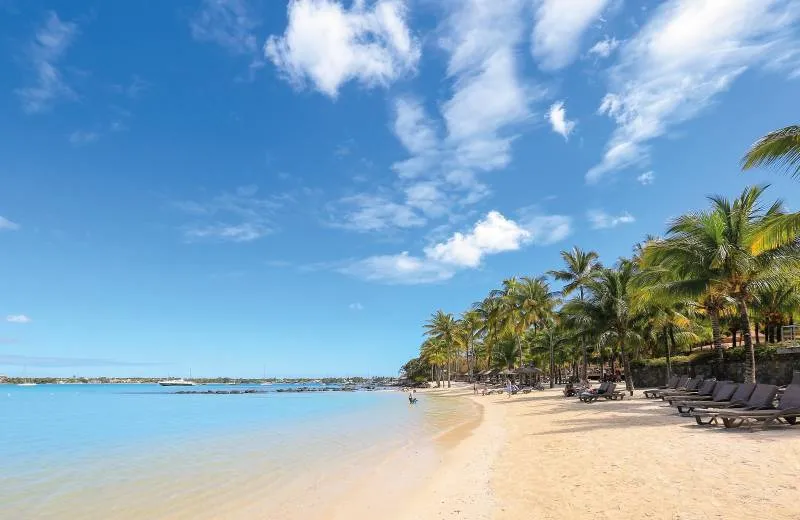 Mauricia Beachcomber Resort & Spa 4*