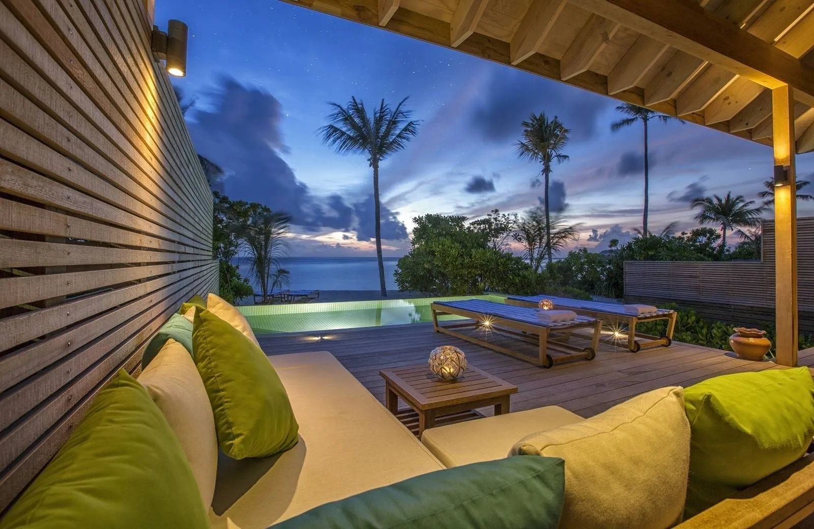 Hurawalhi Island Resort 5*