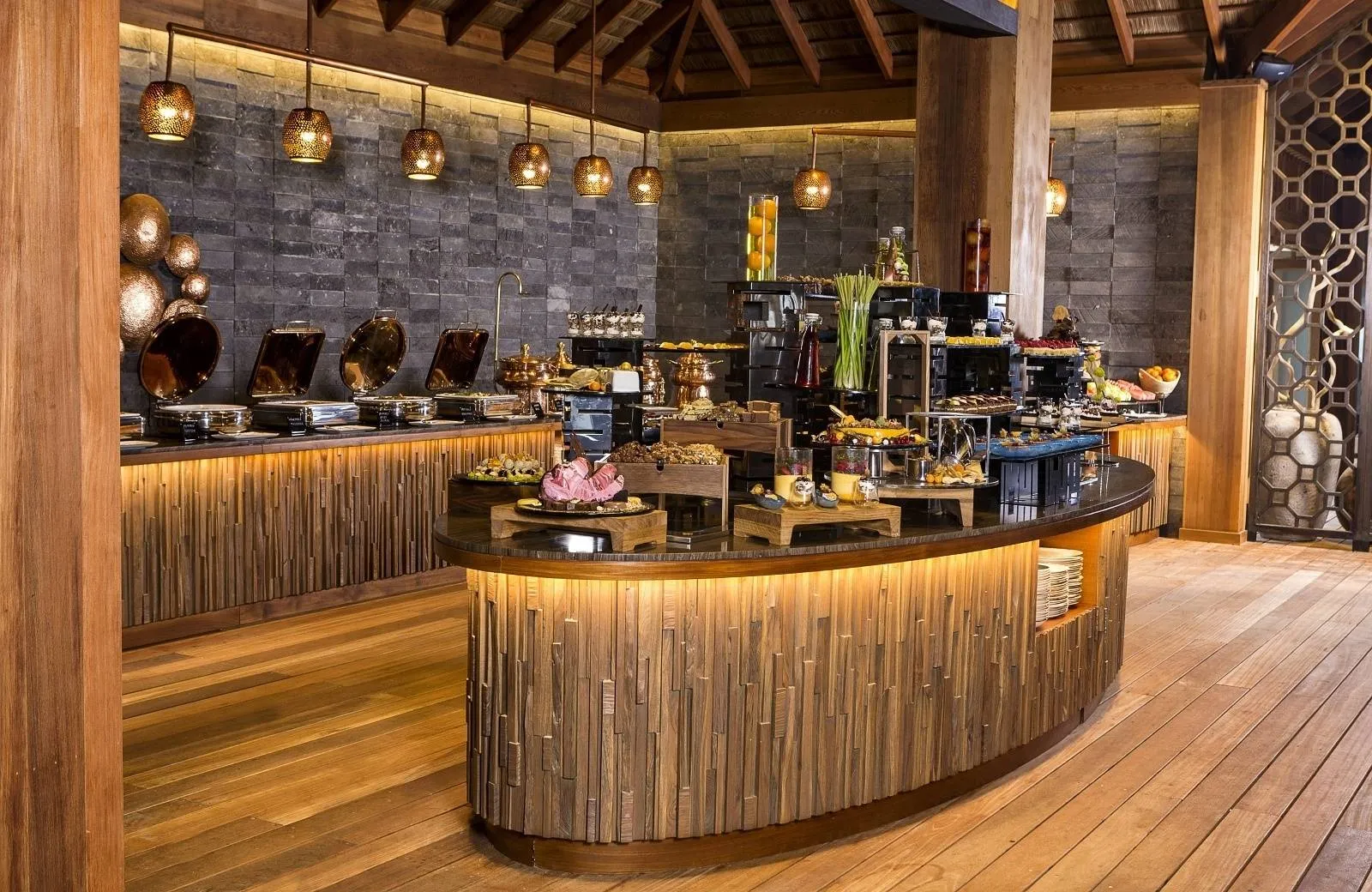 Hurawalhi Island Resort 5*