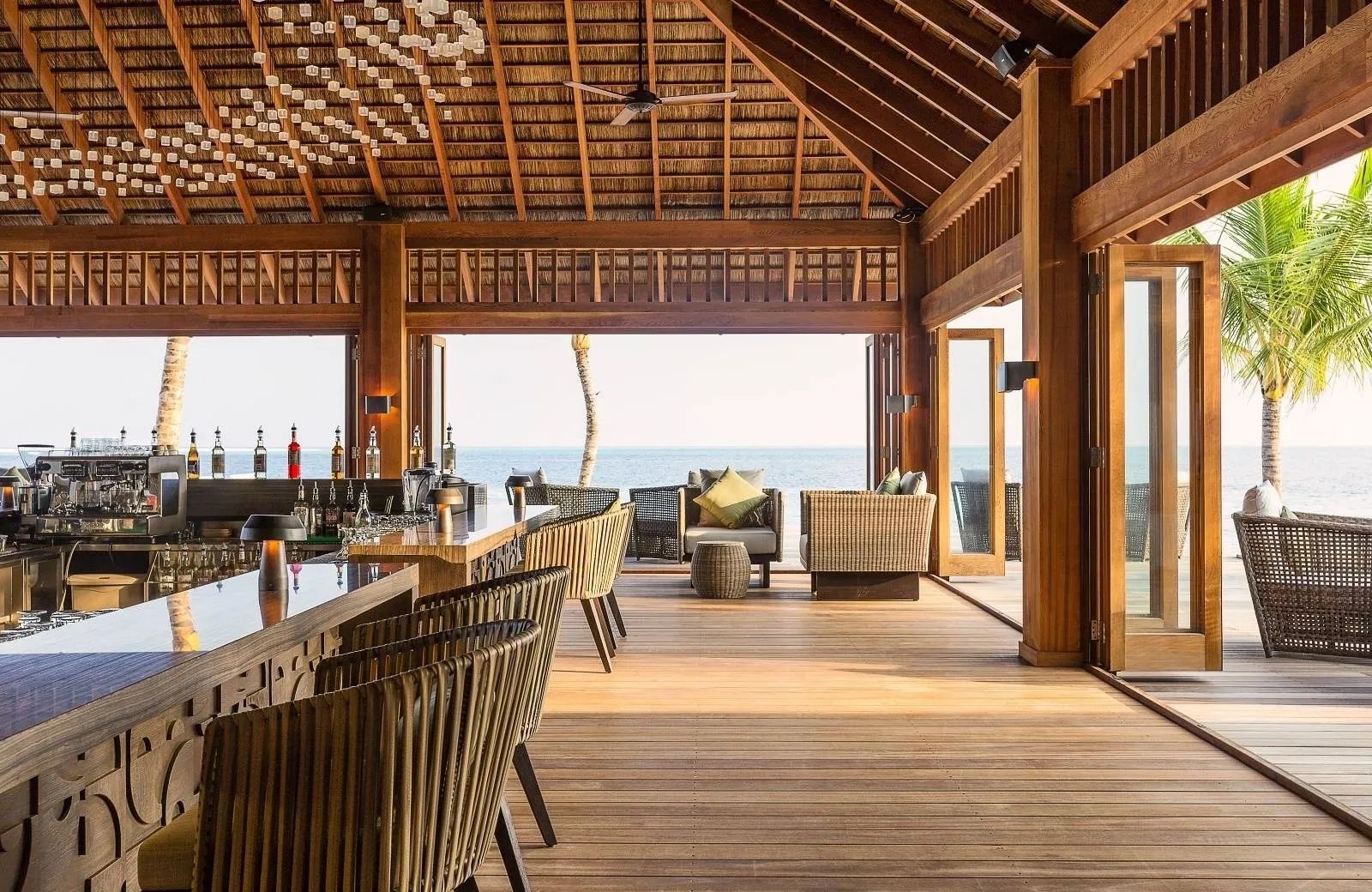 Hurawalhi Island Resort 5*