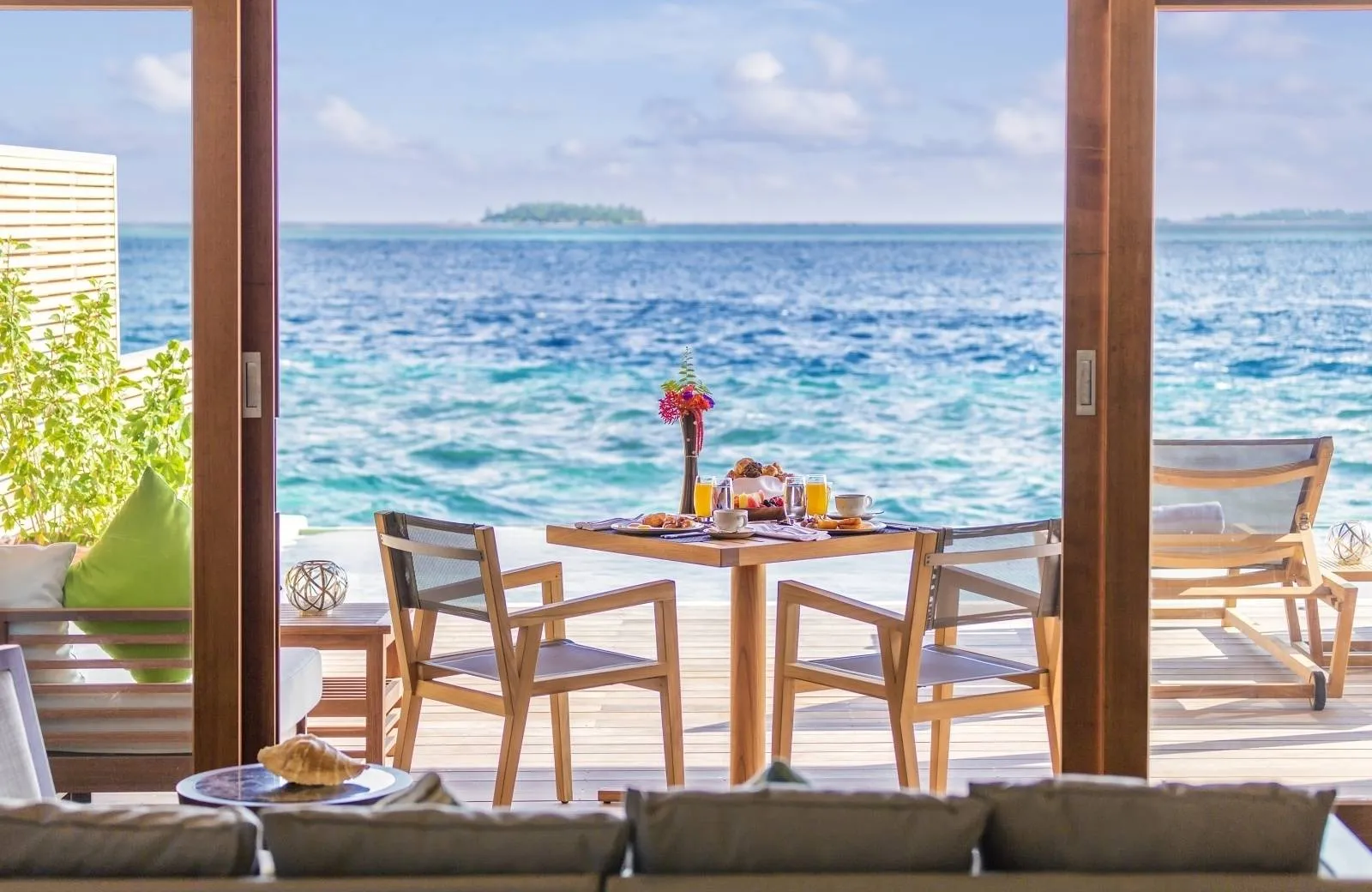 Hurawalhi Island Resort 5*