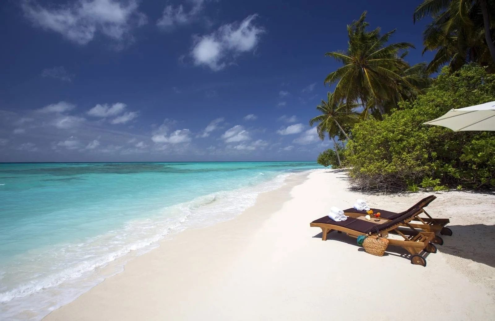 Atmosphere Kanifushi Maldives 5*