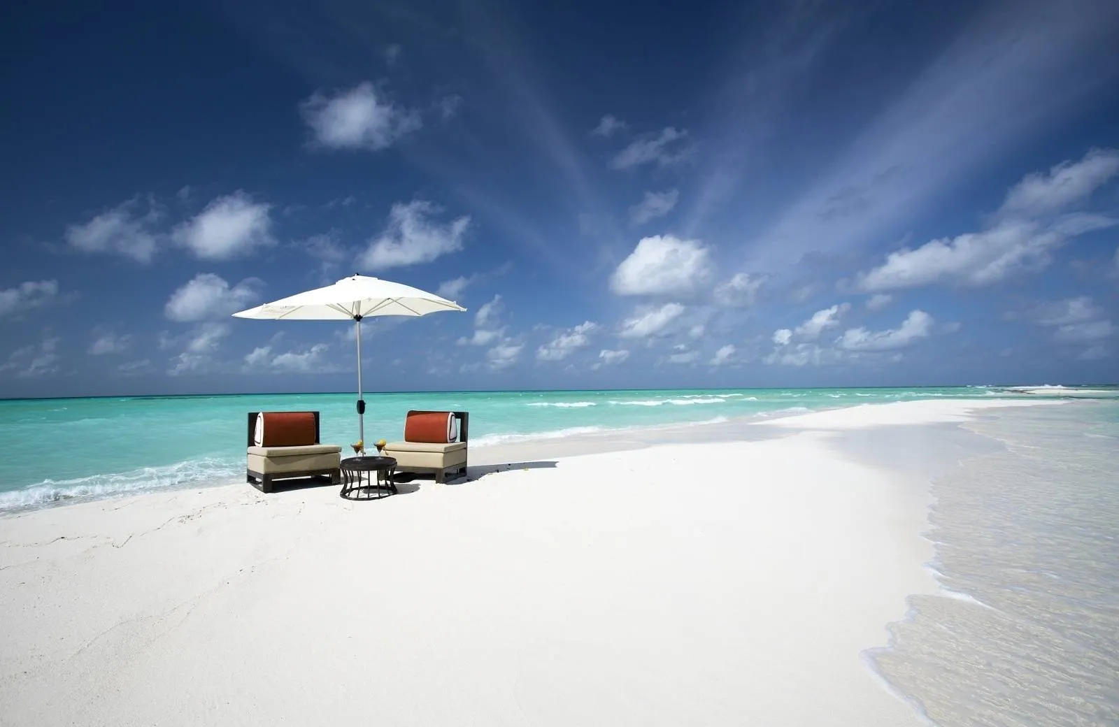 Atmosphere Kanifushi Maldives 5*