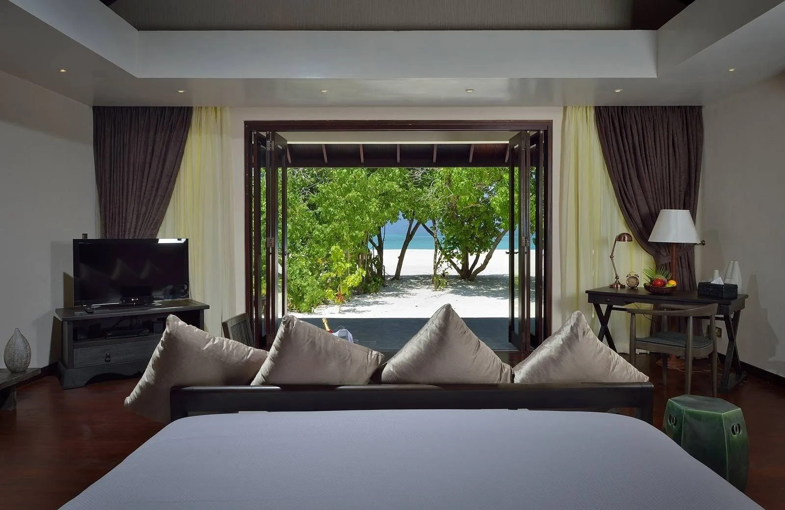 Atmosphere Kanifushi Maldives 5*