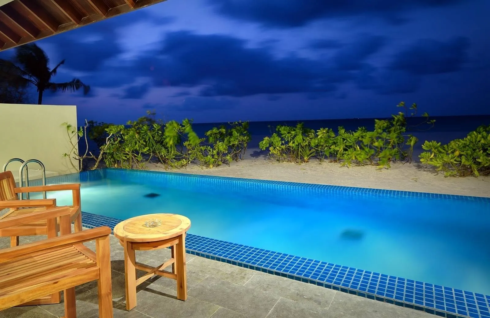 Atmosphere Kanifushi Maldives 5*